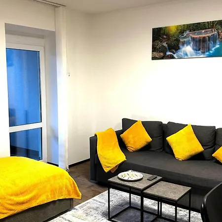 Zentrales Mit Balkon Apartmán