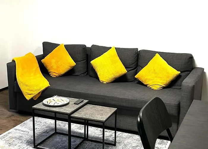 Daire Zentrales Mit Balkon